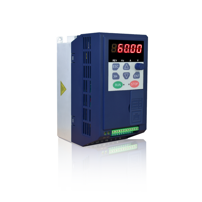 Variador de Frecuencia Trifásic  0.5 hp VFD500M-R40GT2B, 200 - 240 VAC, Corriente (A): 2.8 - 3.2