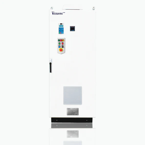 Tablero Duplex con Arrancador Suave en Gabinete Marca Veikong VKS-8000-090-T4 Trifásico, 380 - 480 VAC, 125 hp. Incluye: Interruptor termomagnético, panel de control, botones e indicador digital, paro de emergencia, y supresor de sobrevoltaje